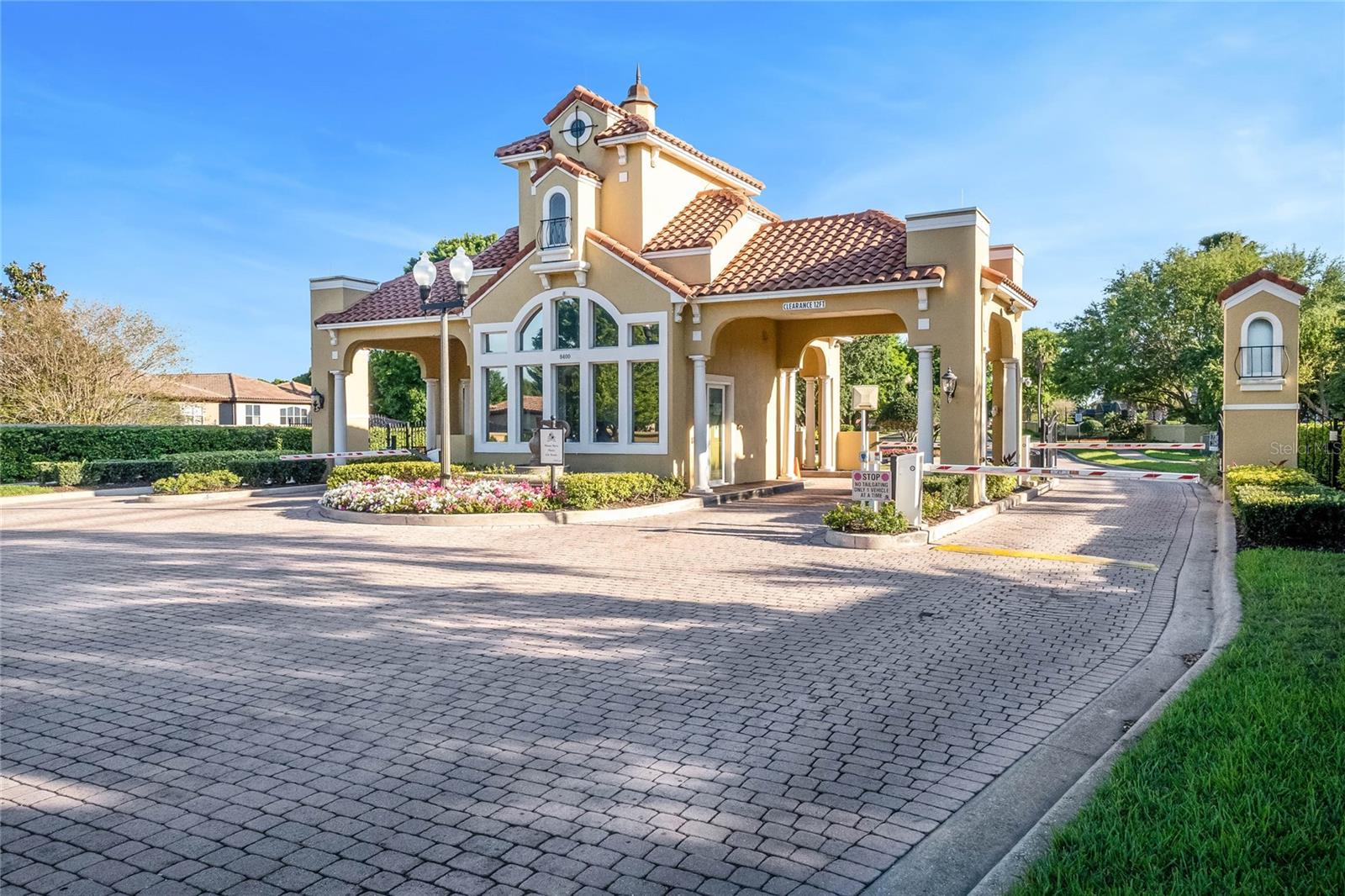 8767 THE ESPLANADE #44