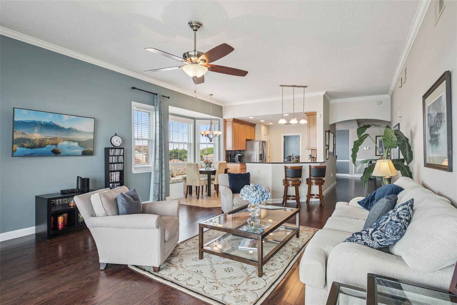 8767 THE ESPLANADE #44