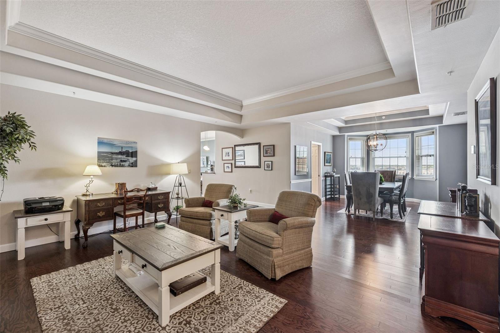 8767 THE ESPLANADE #44