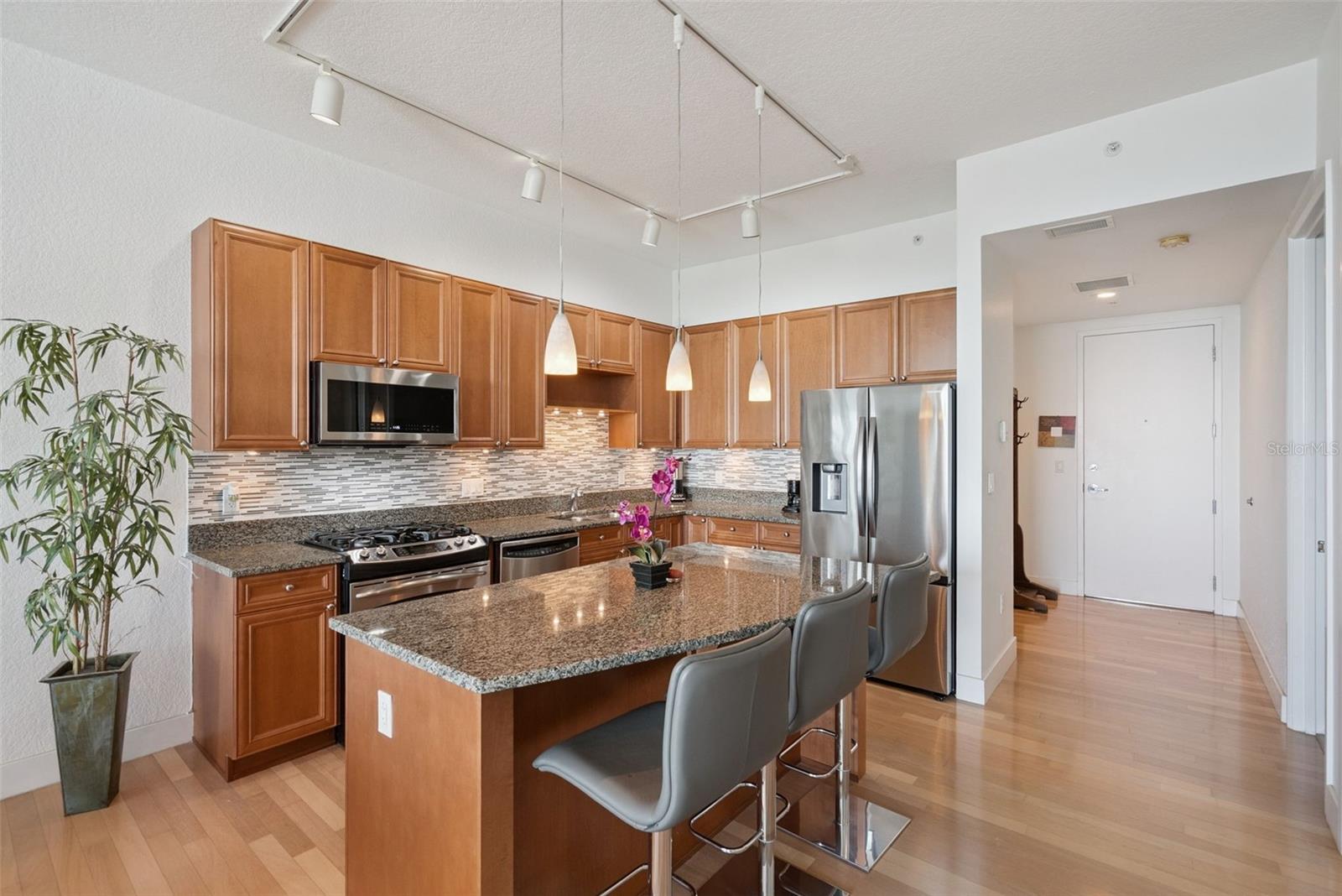 150 E ROBINSON ST #2709