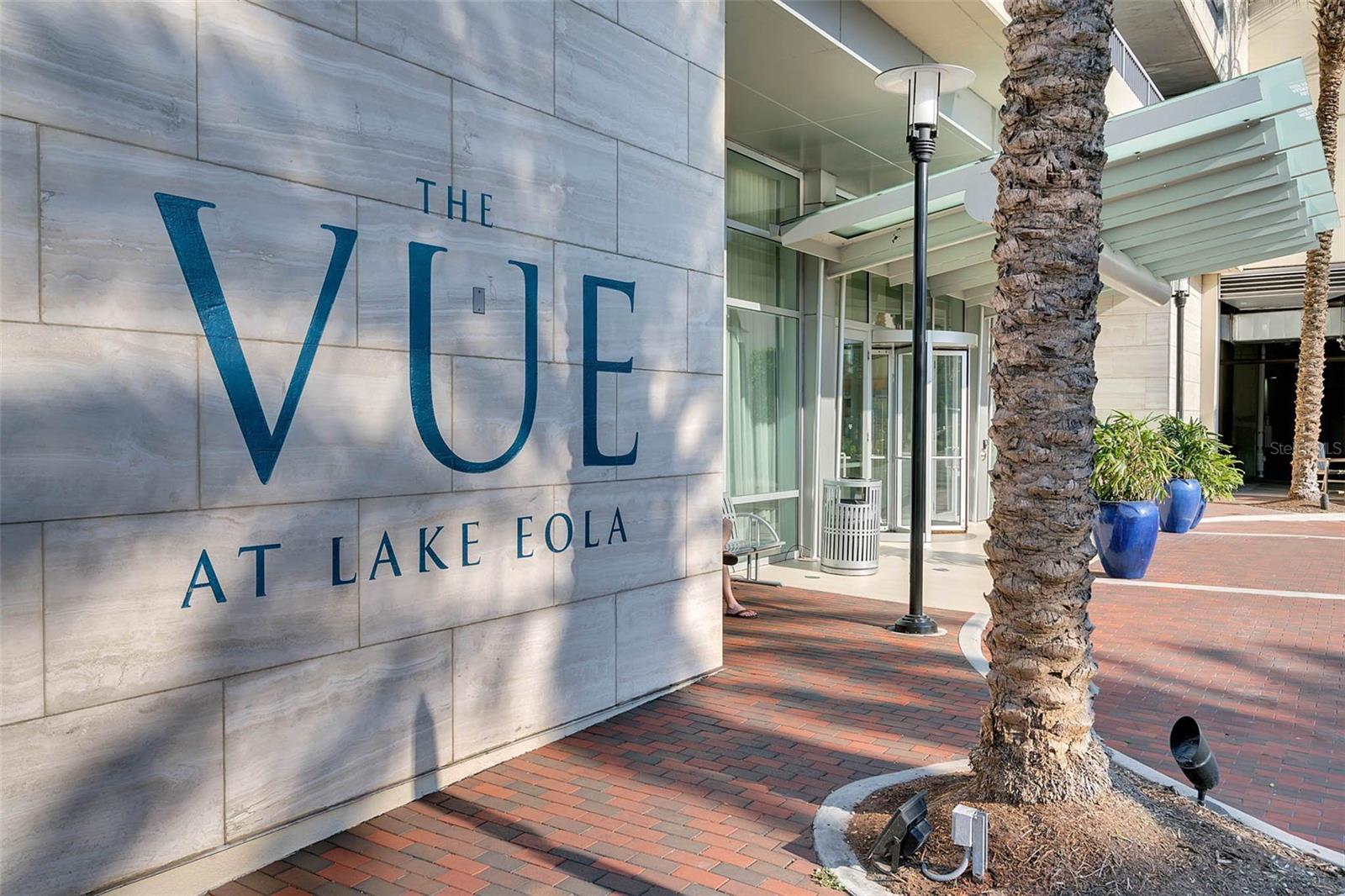 150 E ROBINSON ST #2709