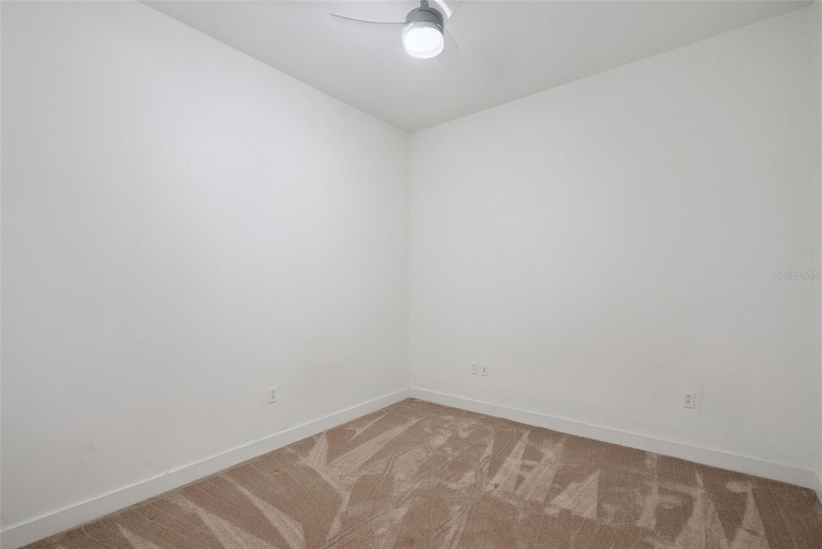 150 E ROBINSON ST #2709