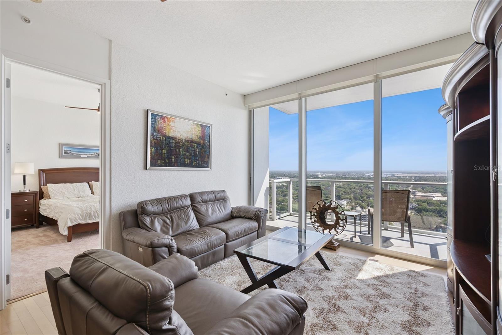 150 E ROBINSON ST #2709