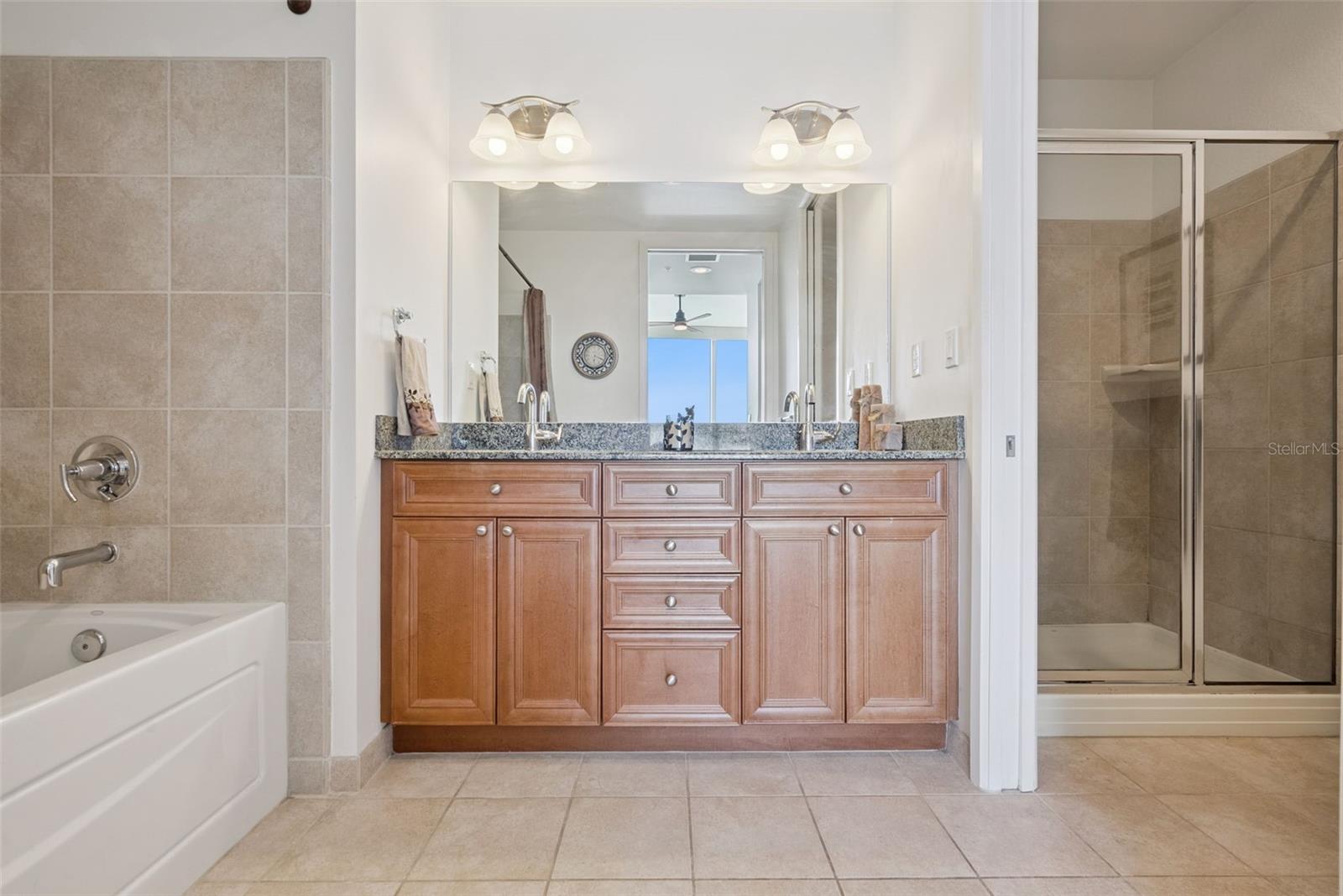 150 E ROBINSON ST #2709