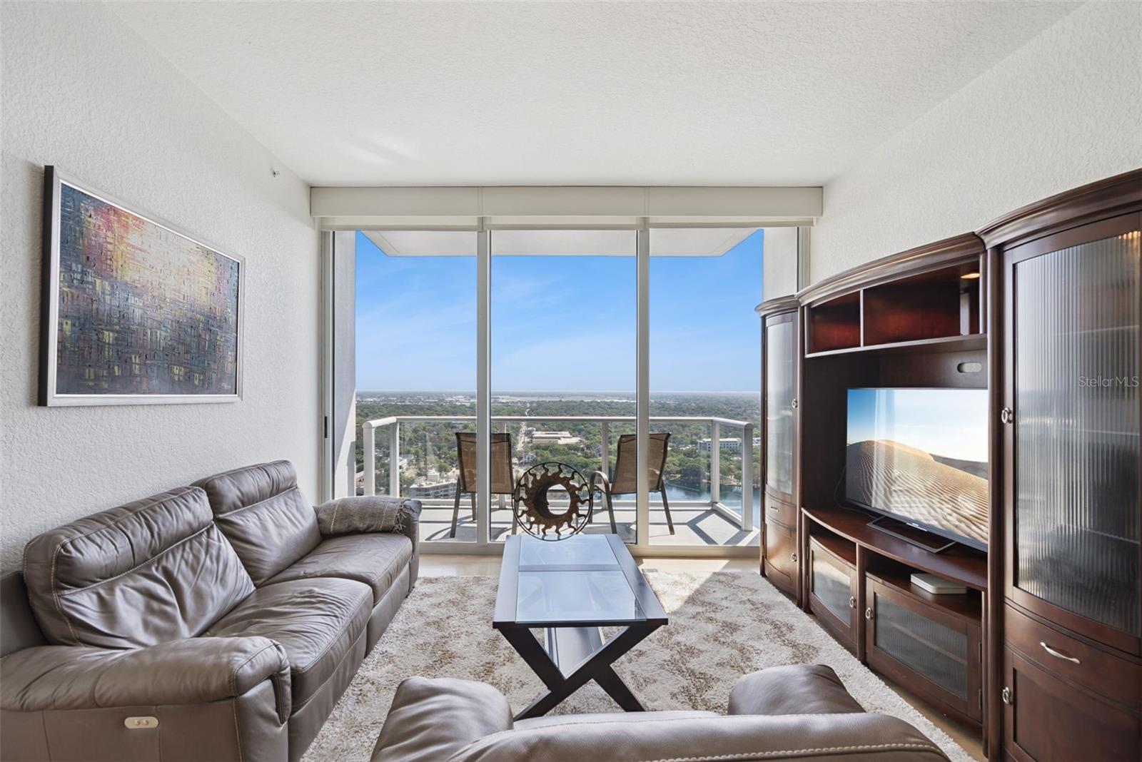 150 E ROBINSON ST #2709