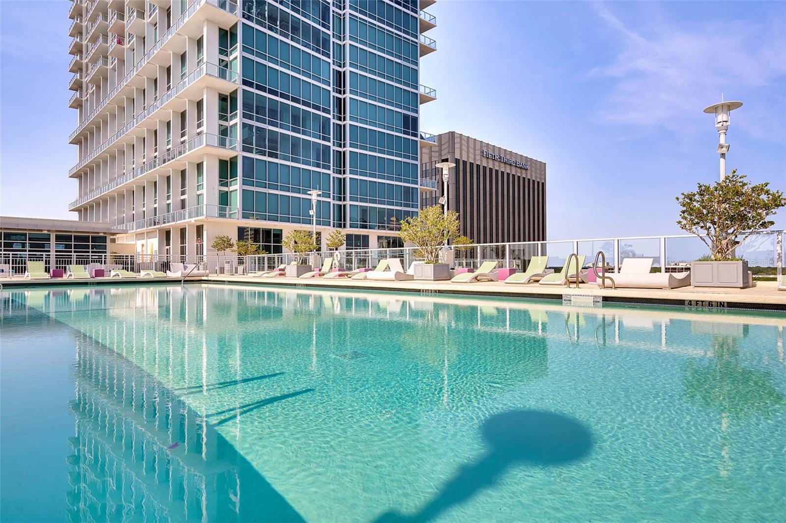 150 E ROBINSON ST #2709