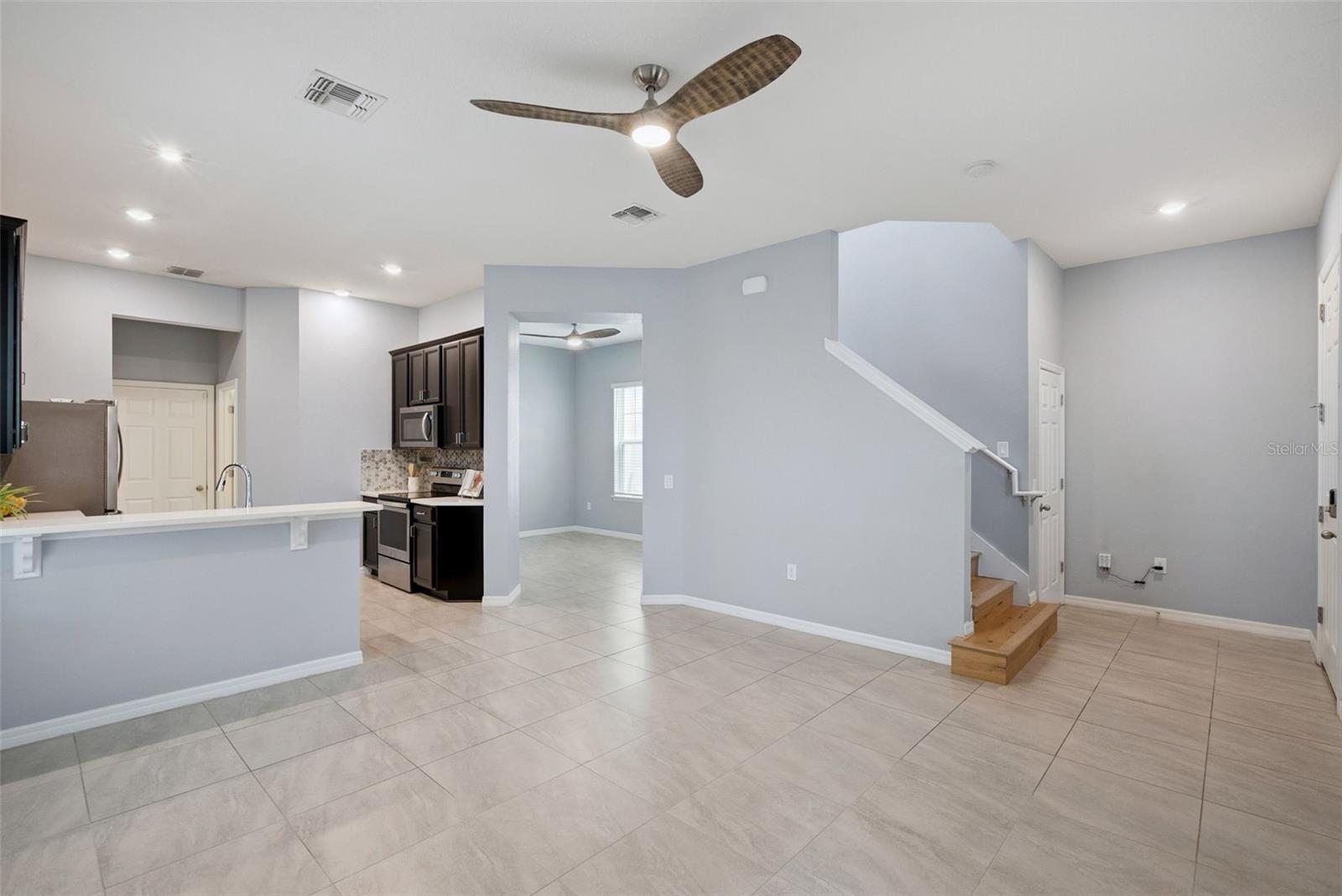 1490 GARDEN ARBOR LN