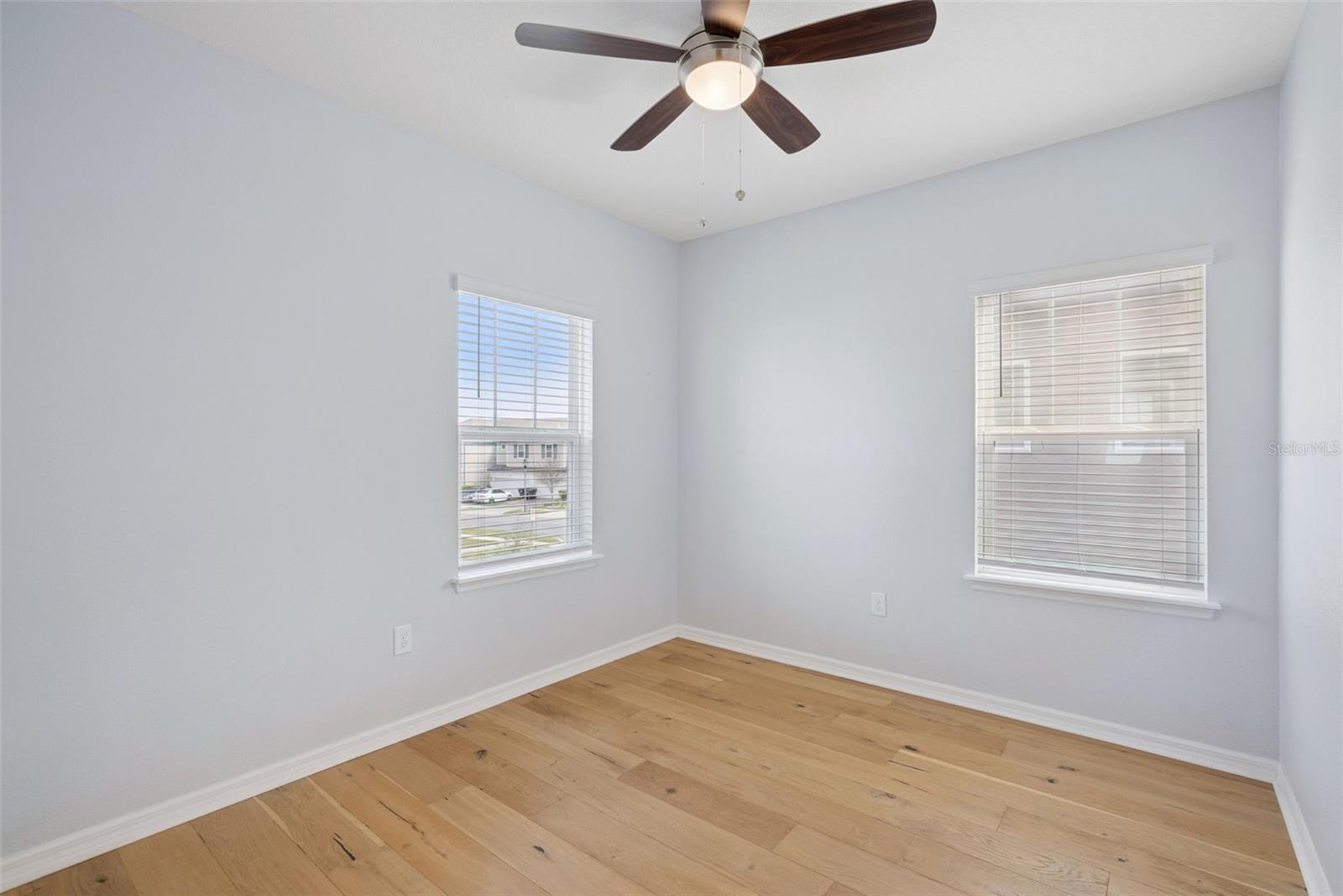 1490 GARDEN ARBOR LN