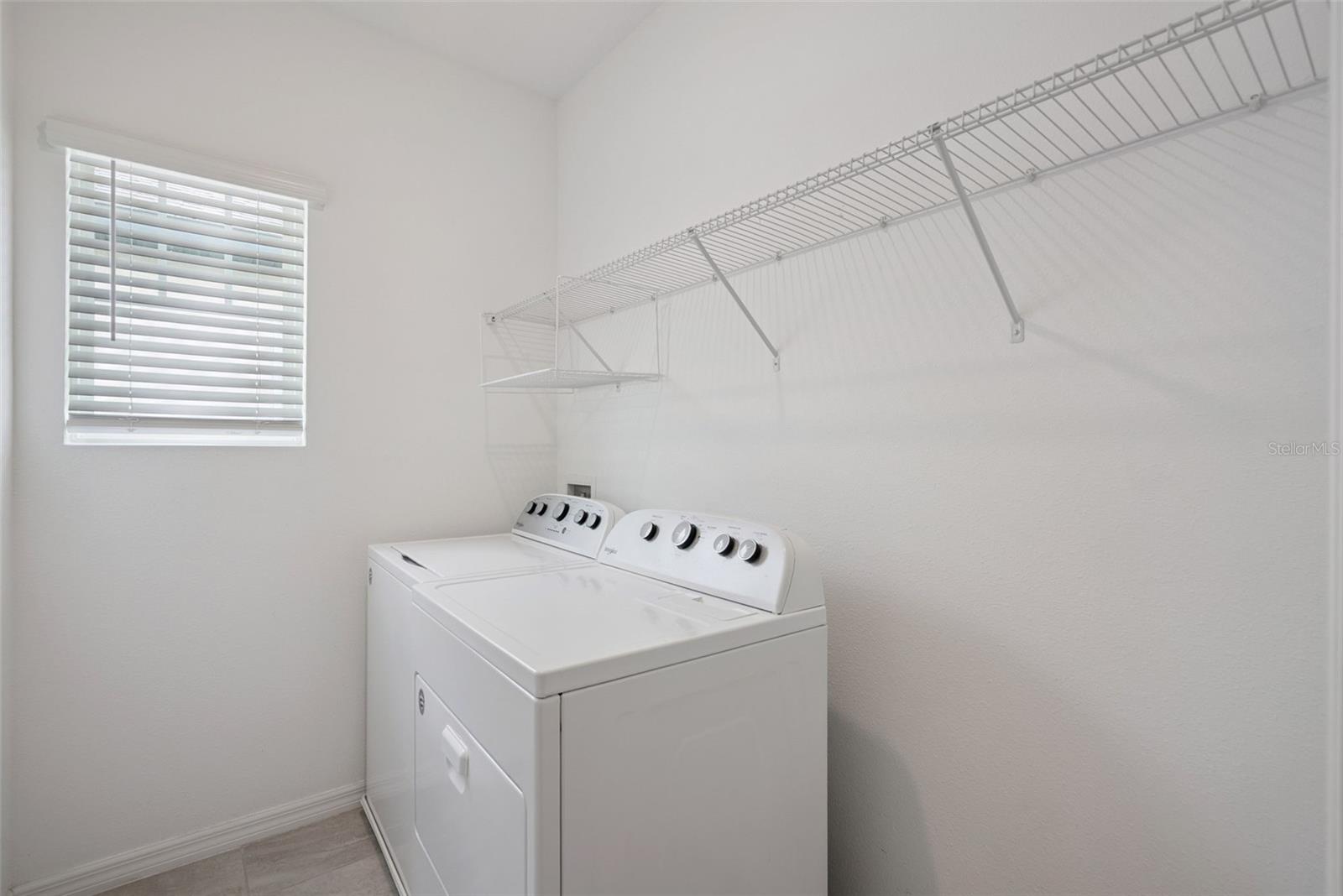 1490 GARDEN ARBOR LN