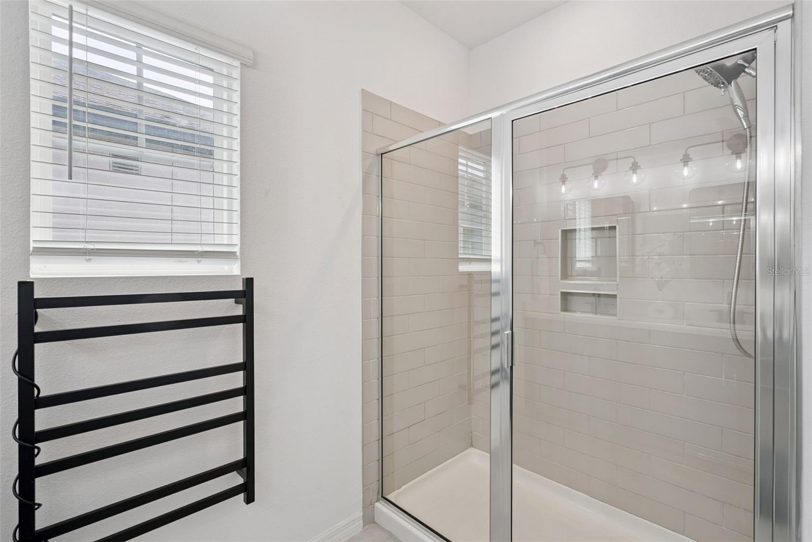 1490 GARDEN ARBOR LN