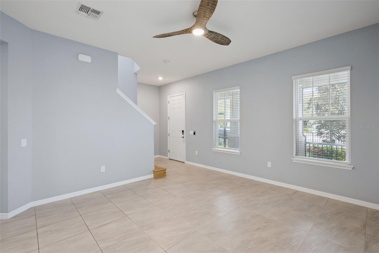 1490 GARDEN ARBOR LN