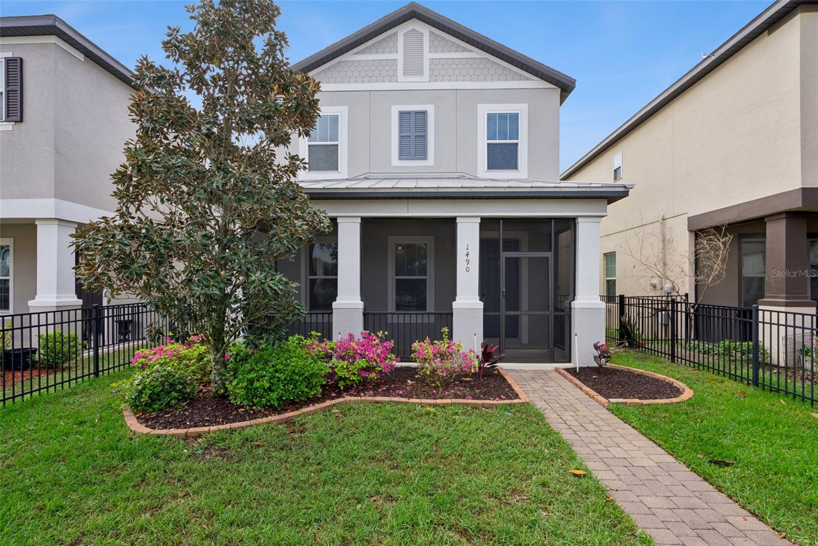 1490 GARDEN ARBOR LN