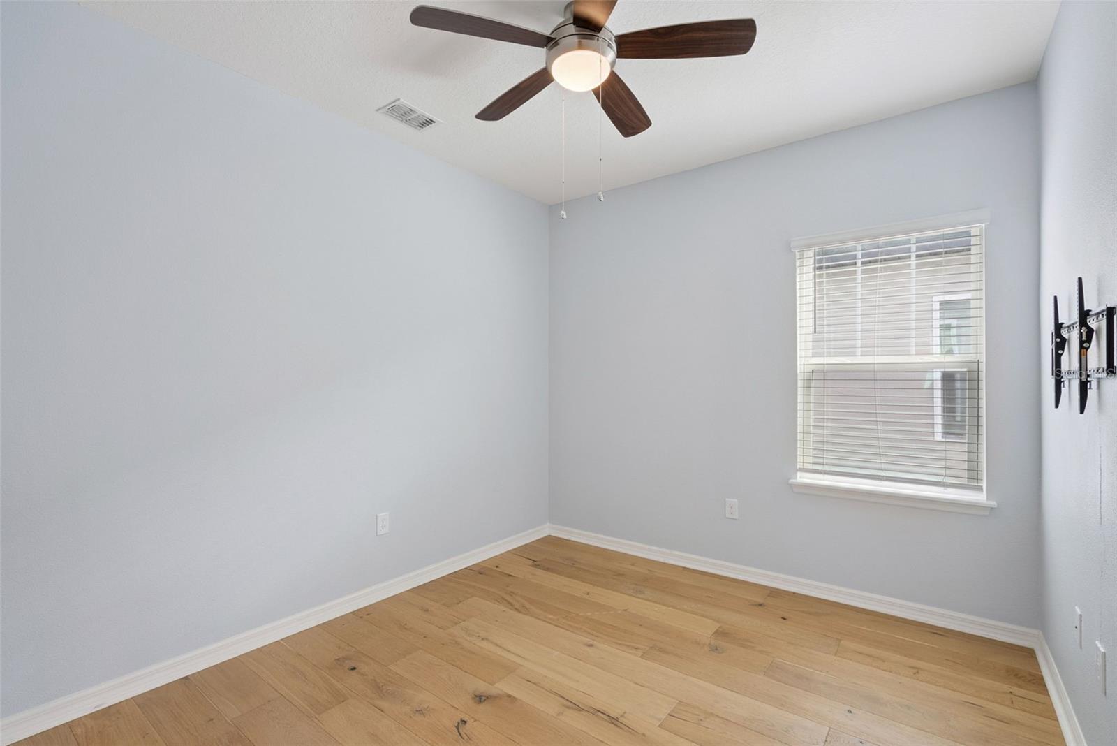 1490 GARDEN ARBOR LN