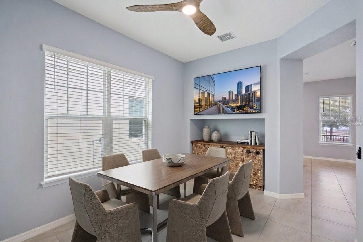 1490 GARDEN ARBOR LN