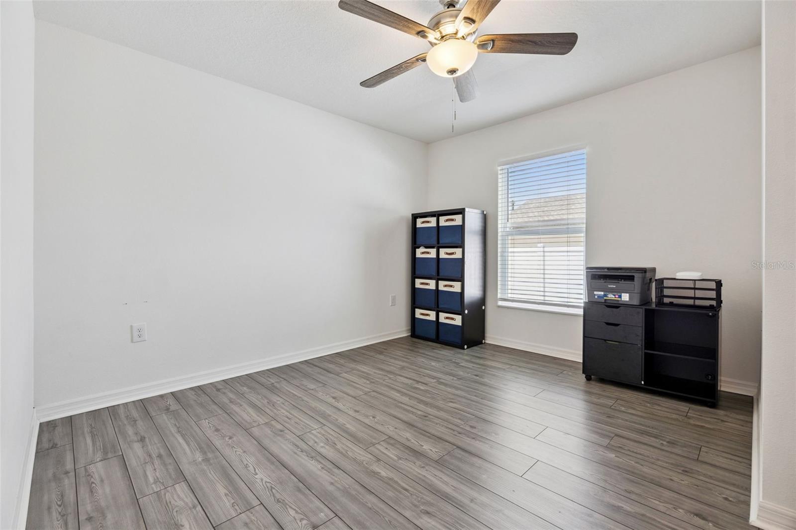 209 CIMARRON DR