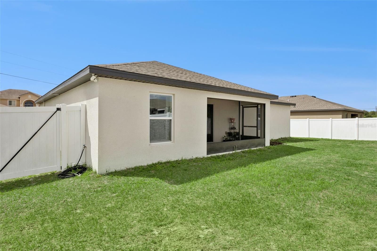 209 CIMARRON DR