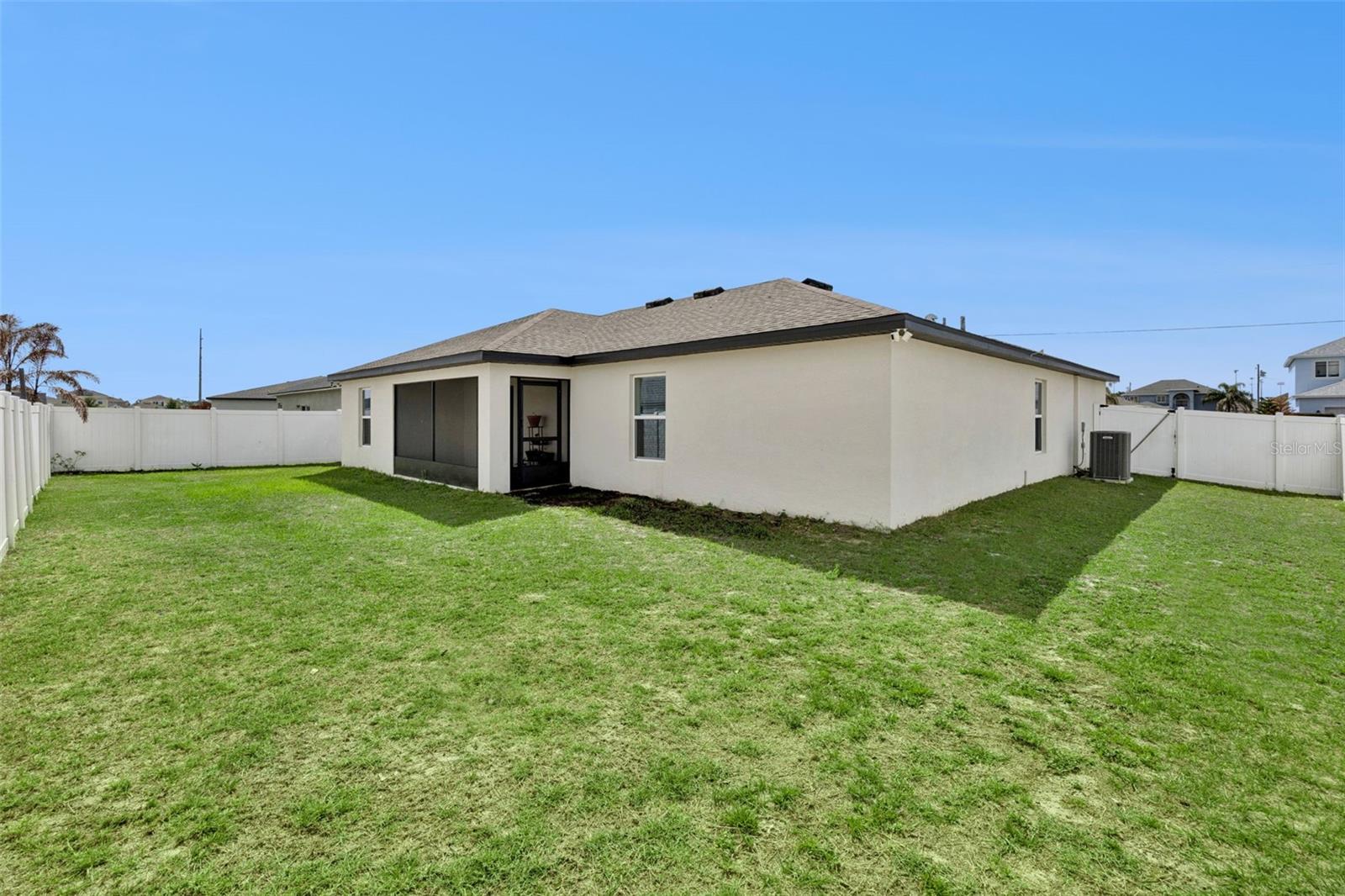 209 CIMARRON DR