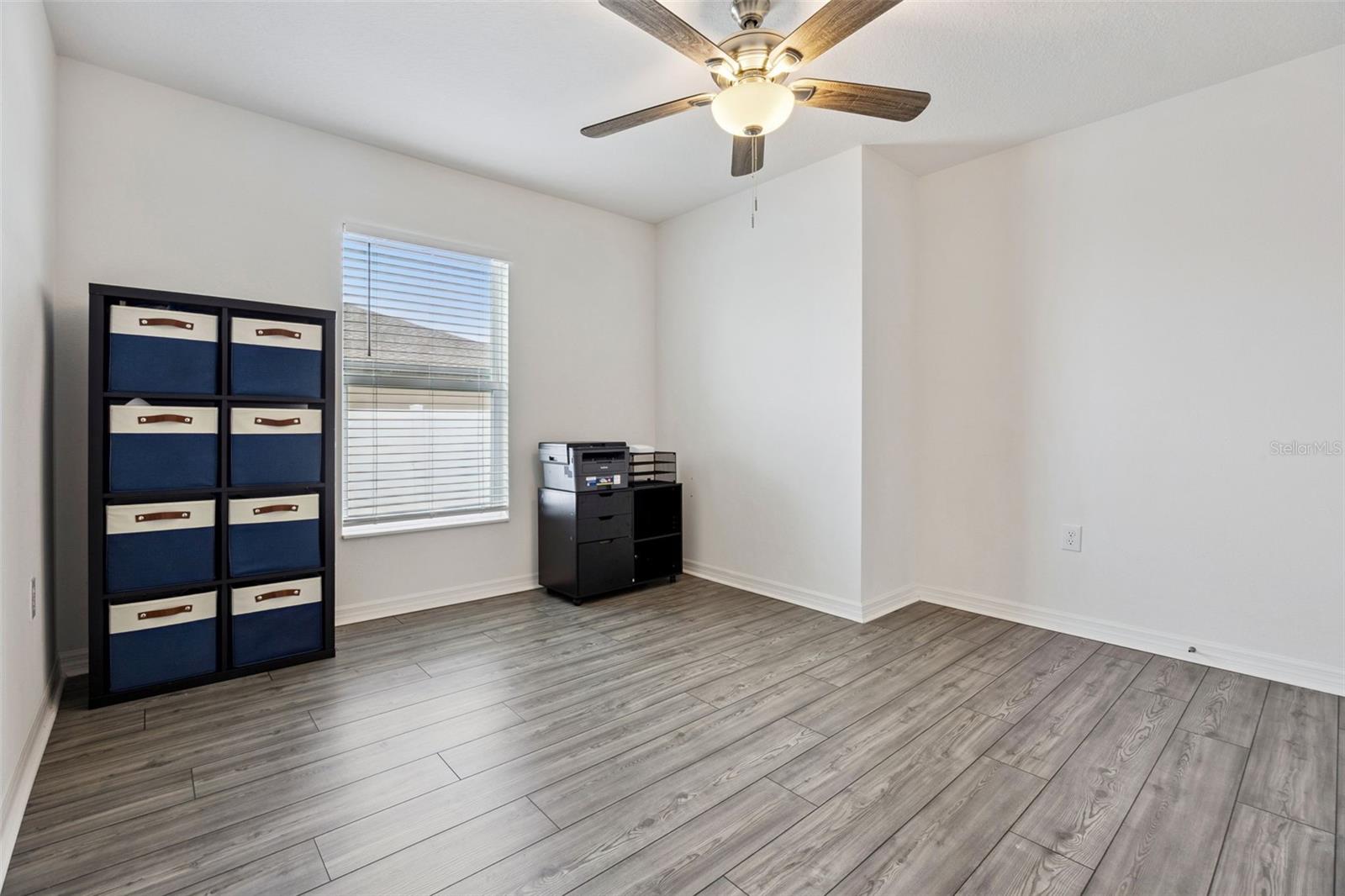 209 CIMARRON DR