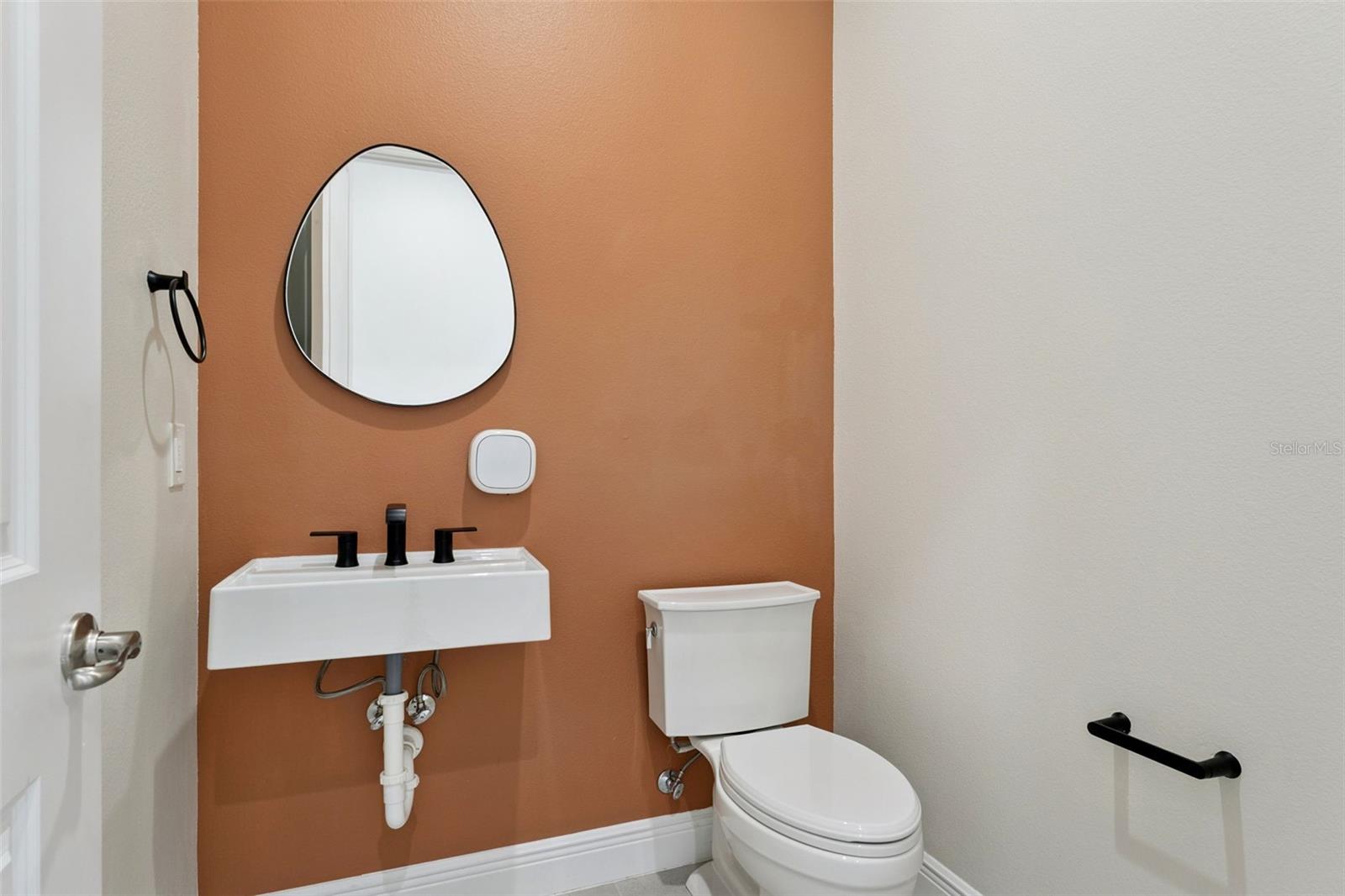9652 ENGLISH LAUREL CT