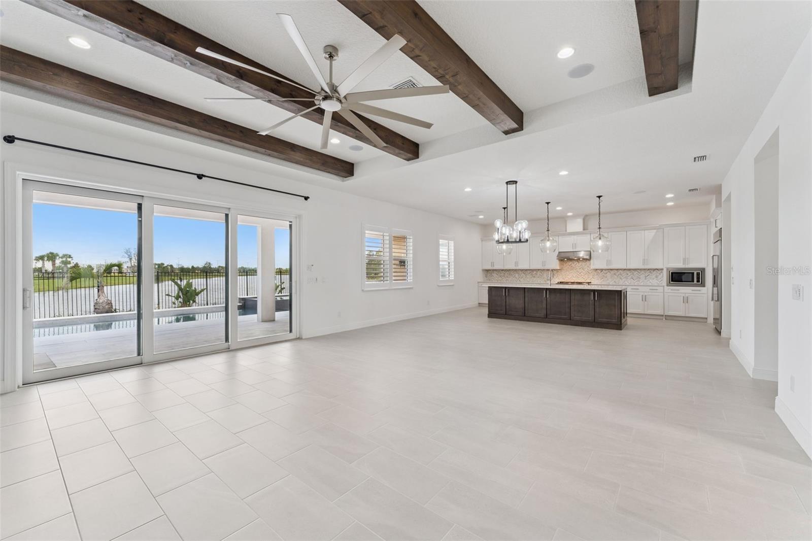 9652 ENGLISH LAUREL CT
