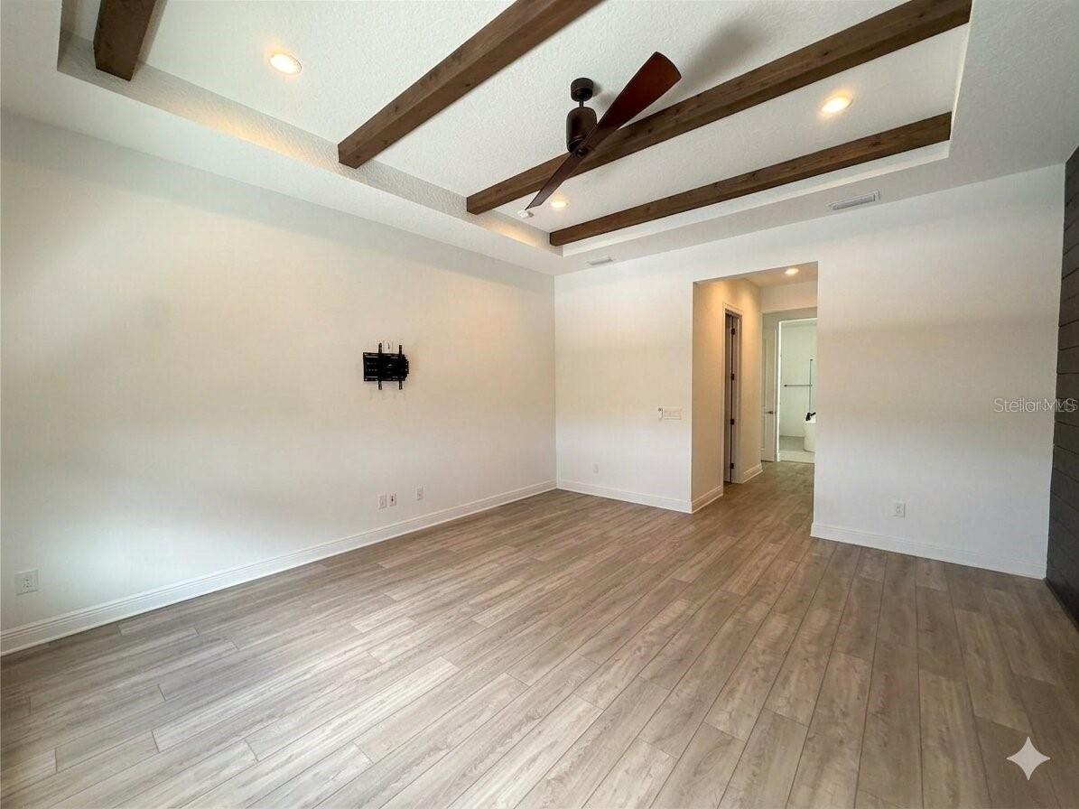 9652 ENGLISH LAUREL CT