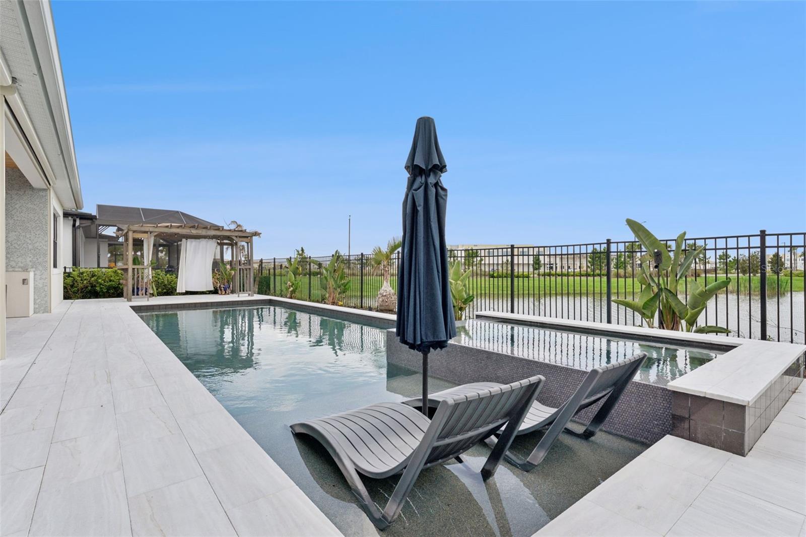 9652 ENGLISH LAUREL CT