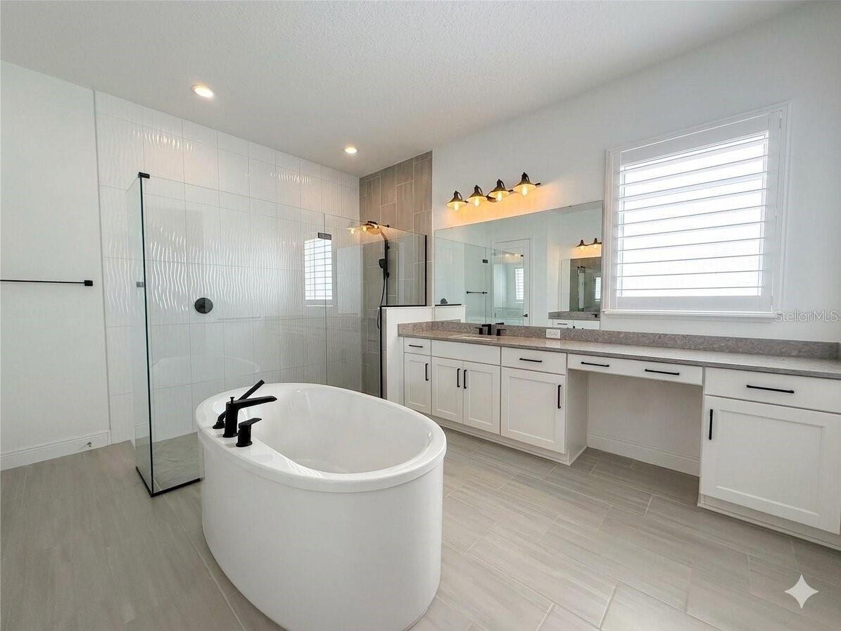 9652 ENGLISH LAUREL CT