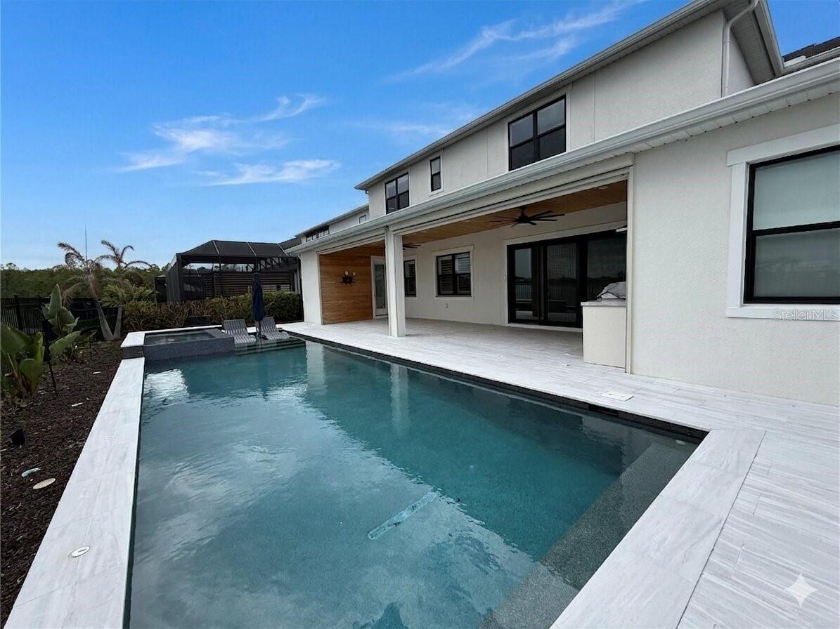 9652 ENGLISH LAUREL CT