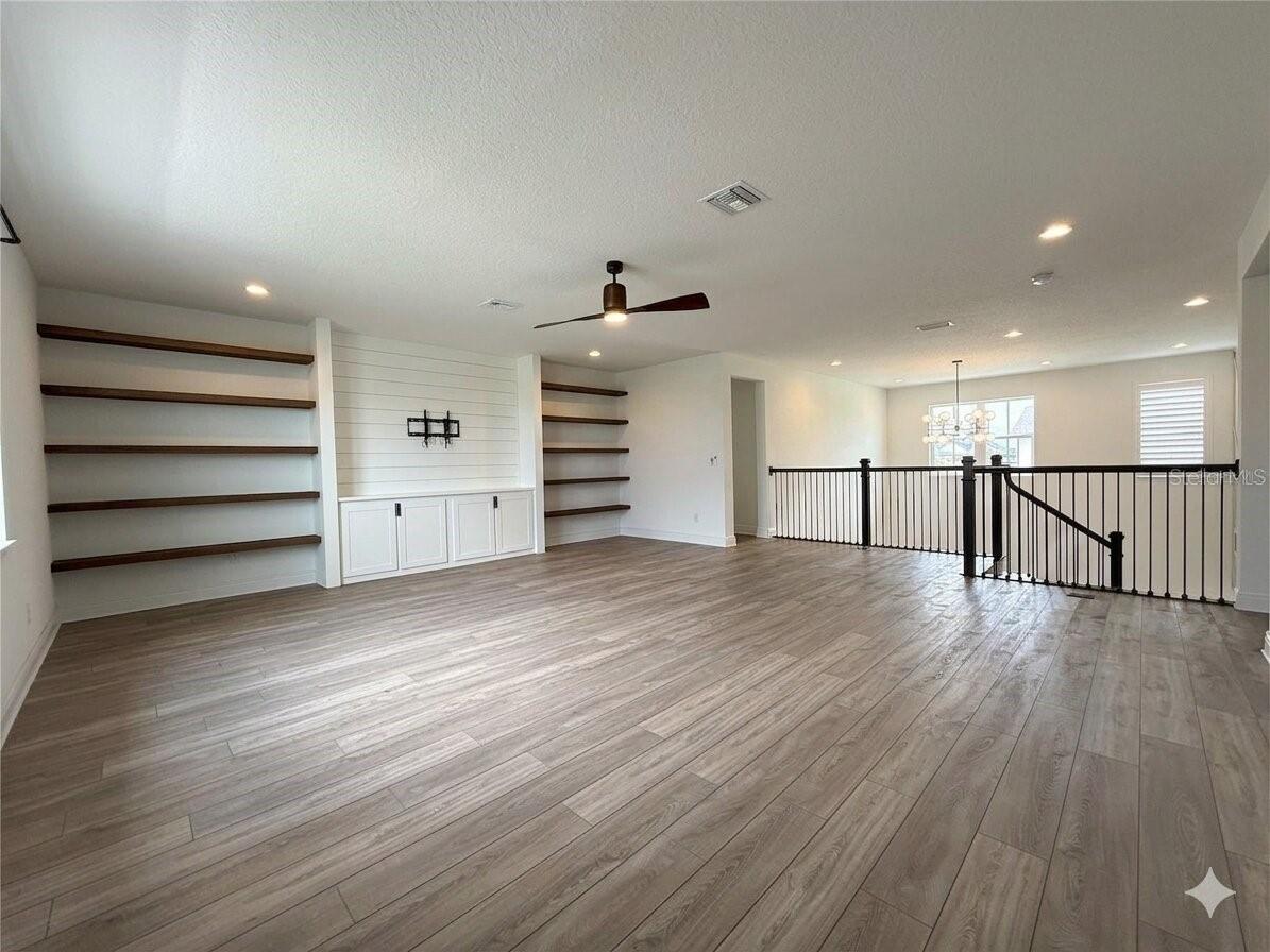 9652 ENGLISH LAUREL CT