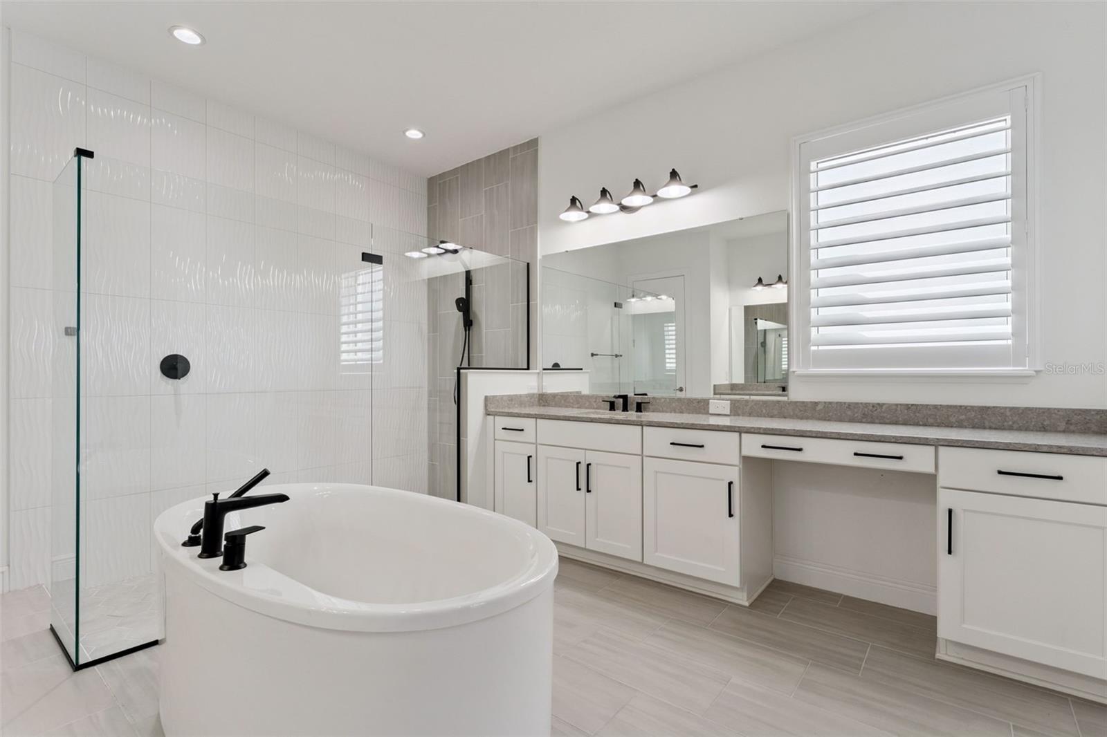 9652 ENGLISH LAUREL CT