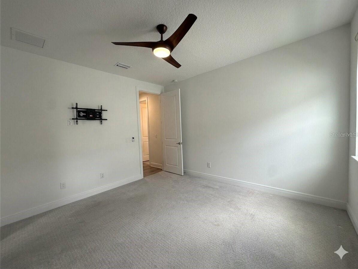 9652 ENGLISH LAUREL CT