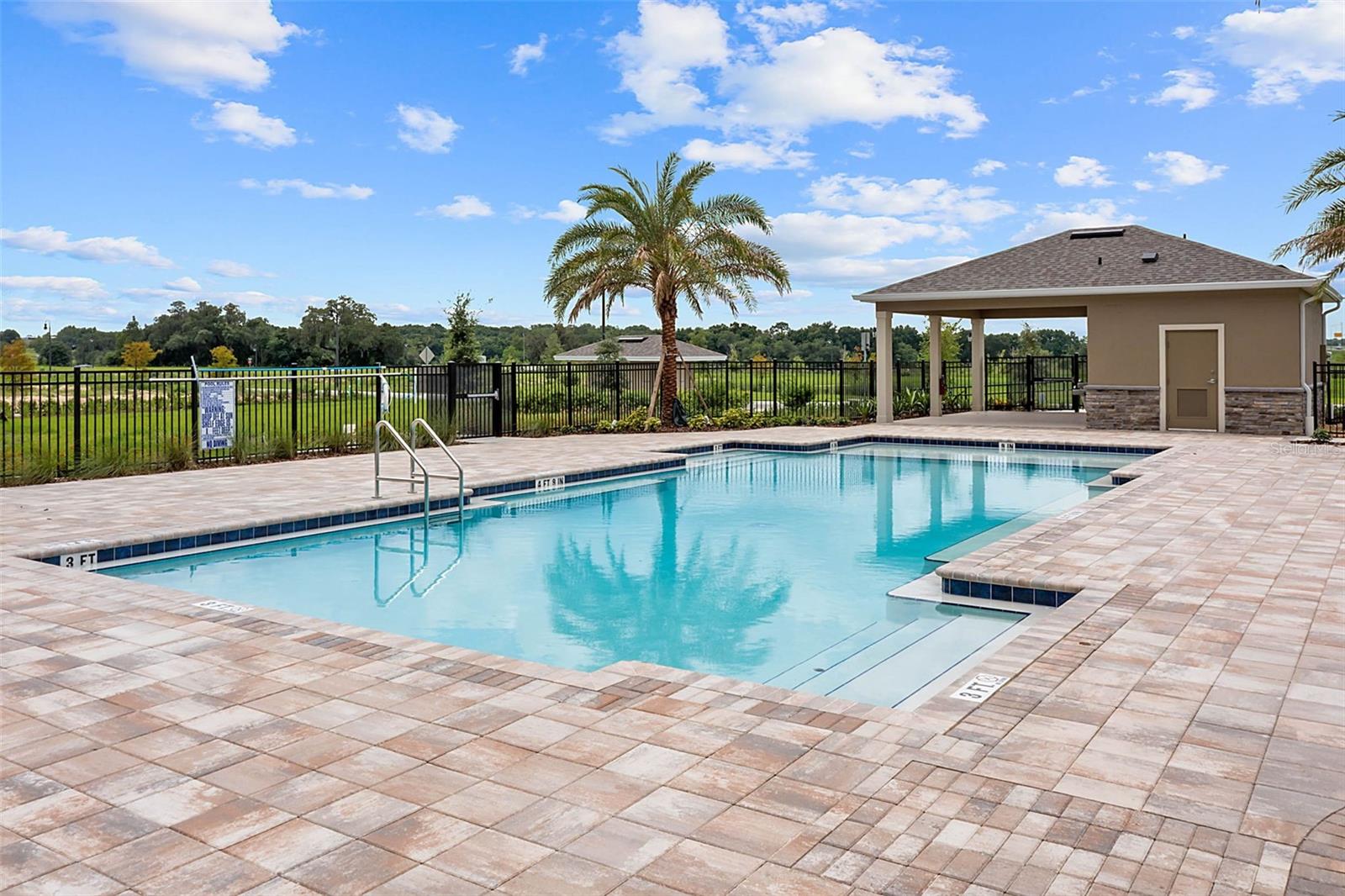5476 HUNTER JUMPER LN