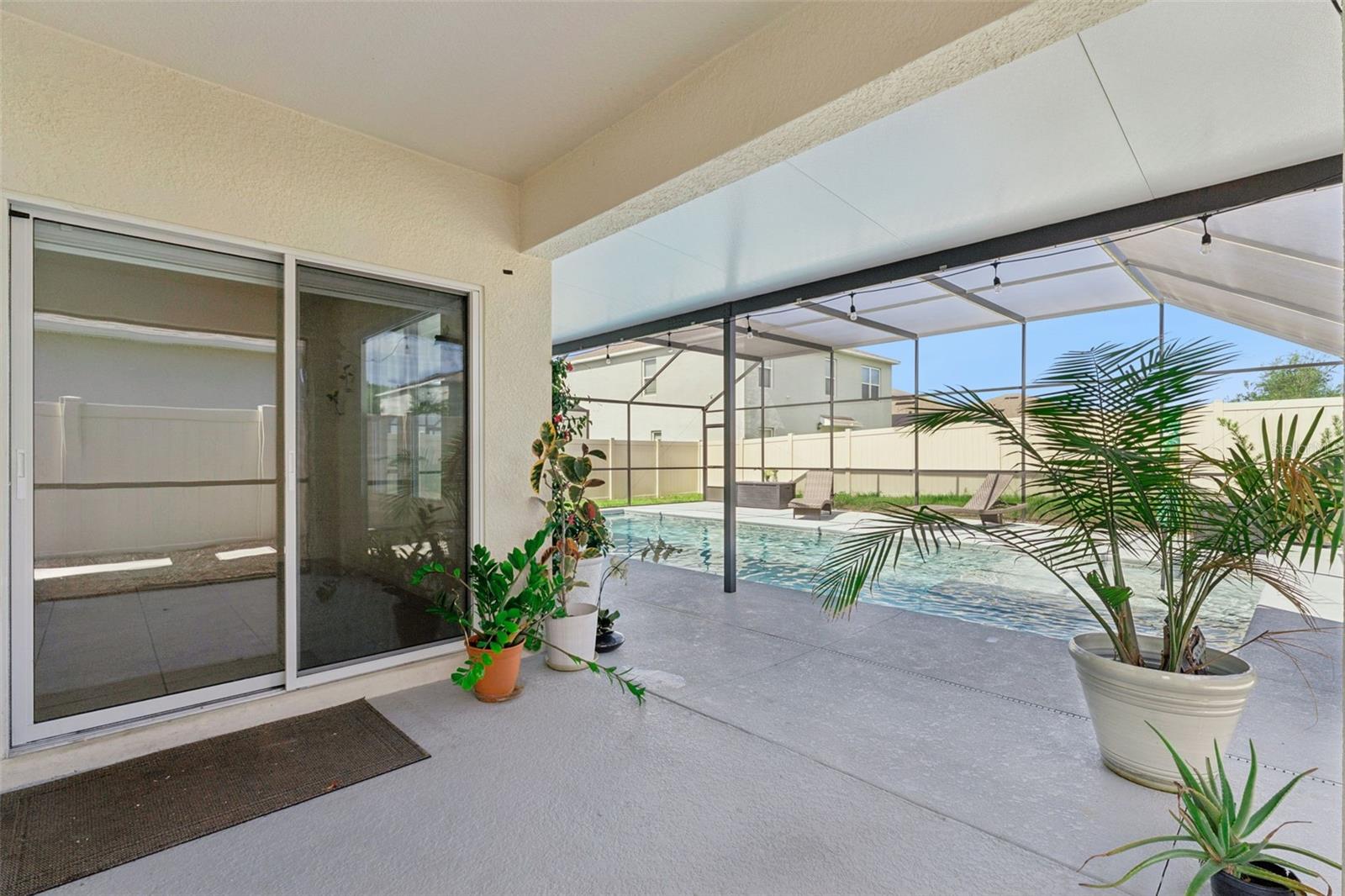 5476 HUNTER JUMPER LN