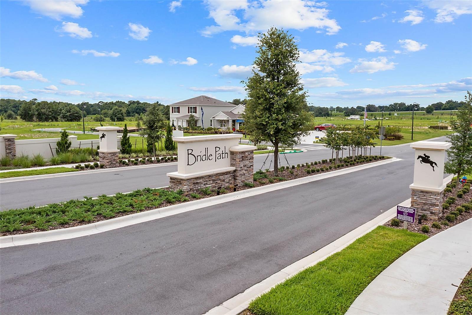 5476 HUNTER JUMPER LN