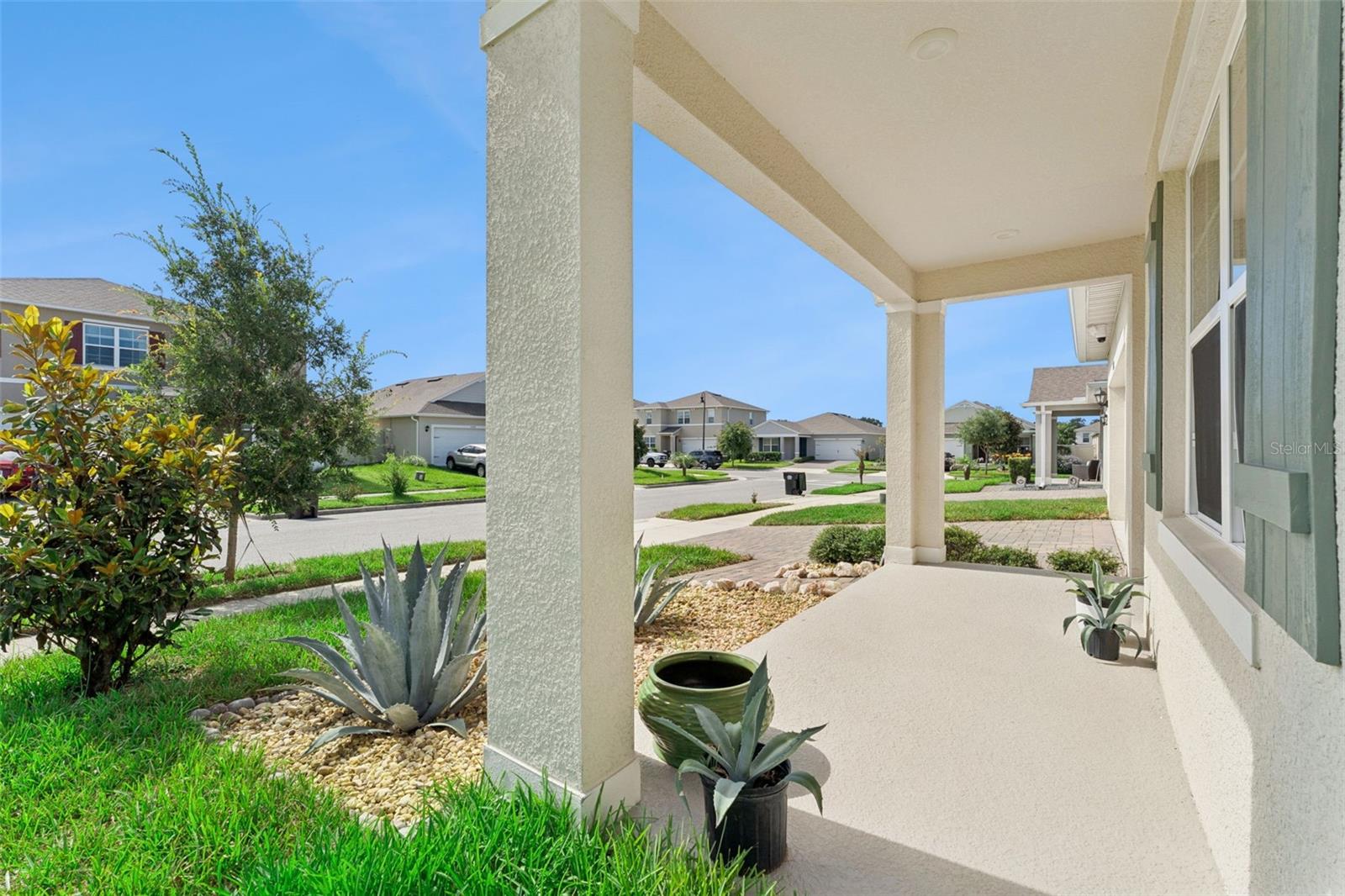 5476 HUNTER JUMPER LN