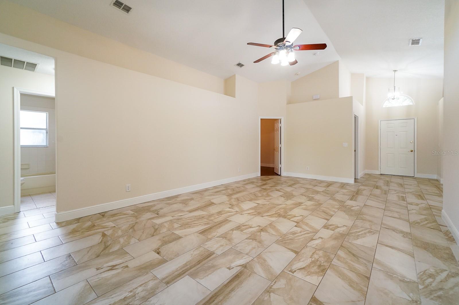 13518 BRIARMOOR CT