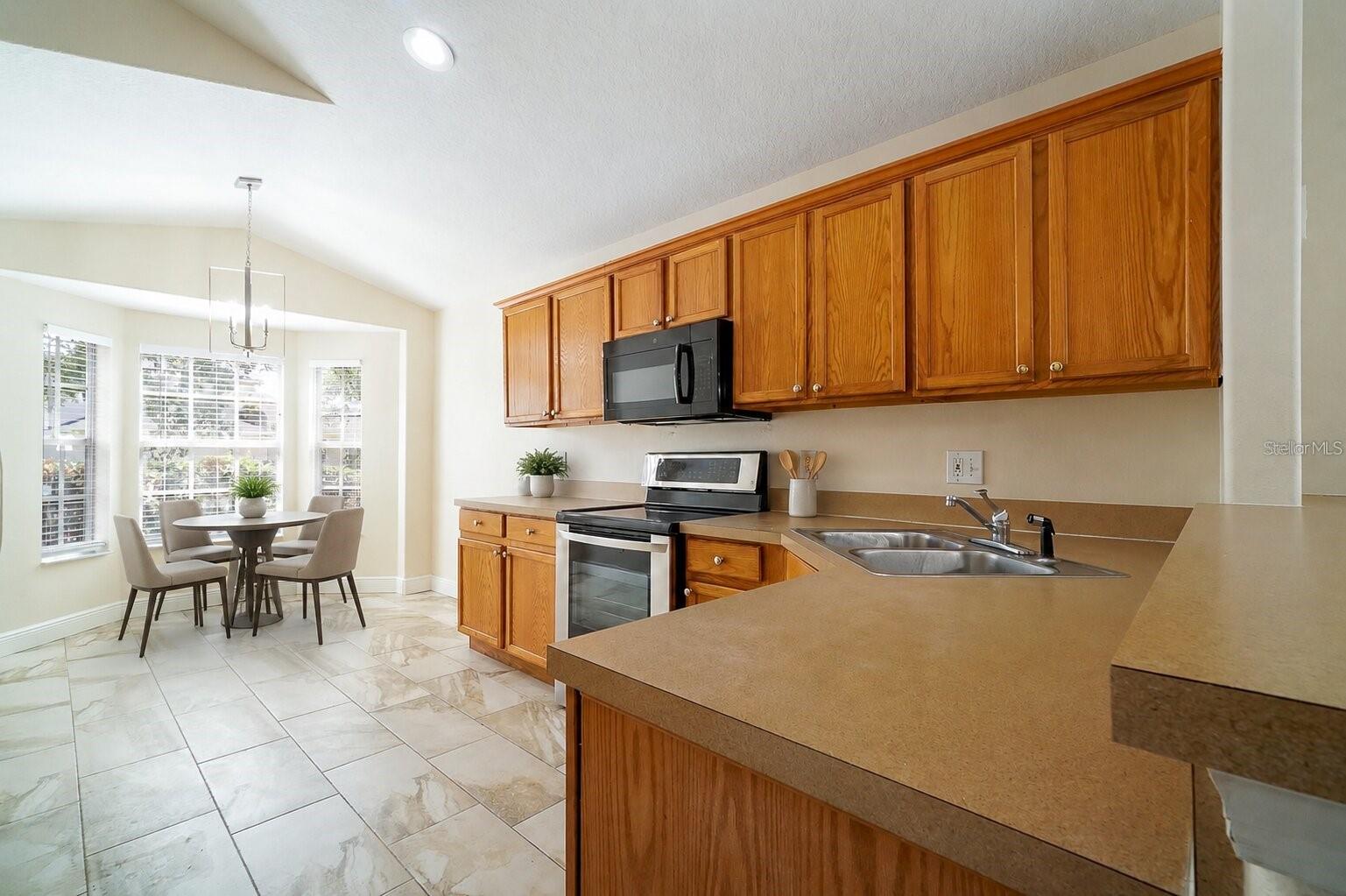 13518 BRIARMOOR CT
