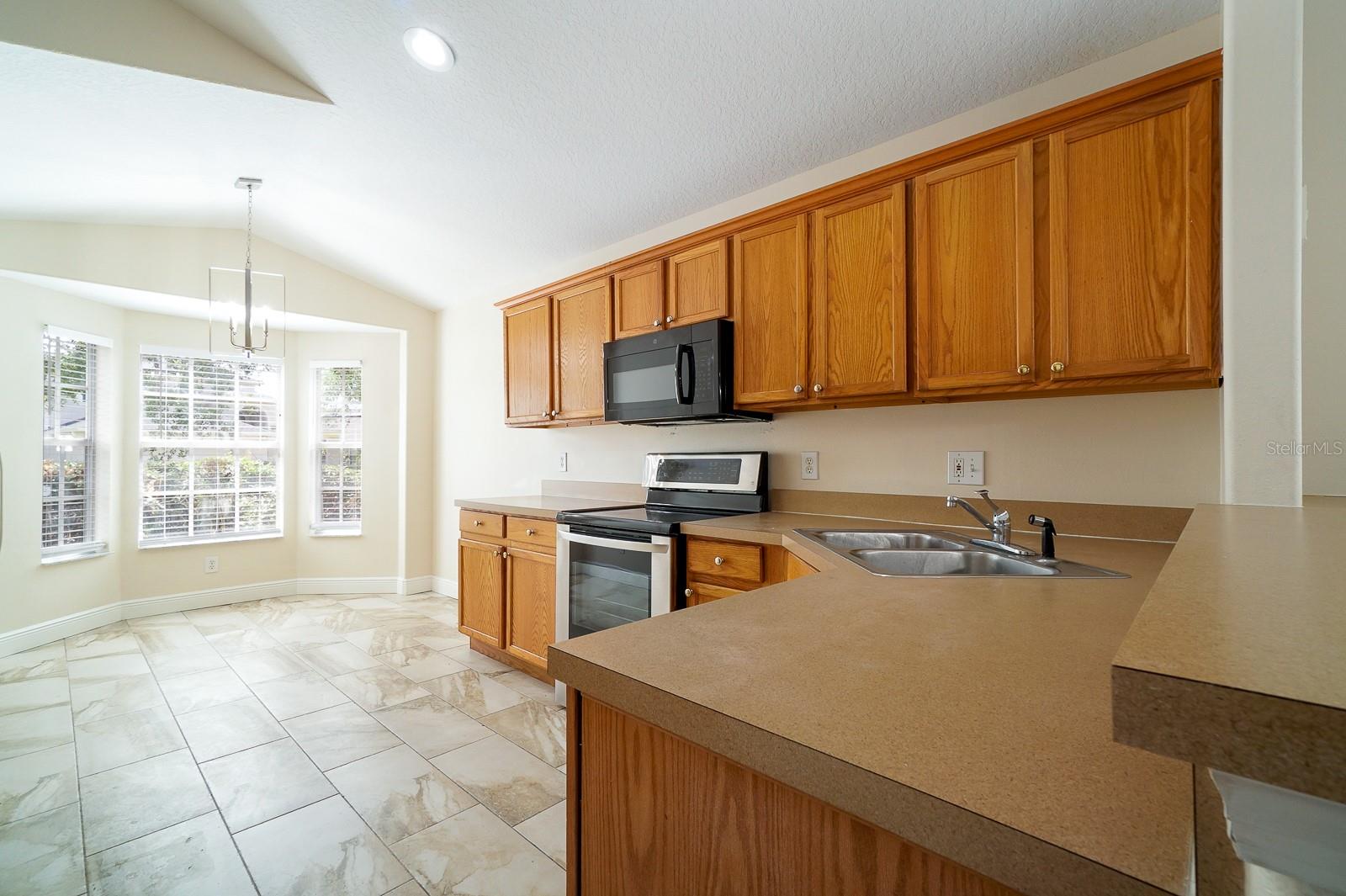 13518 BRIARMOOR CT