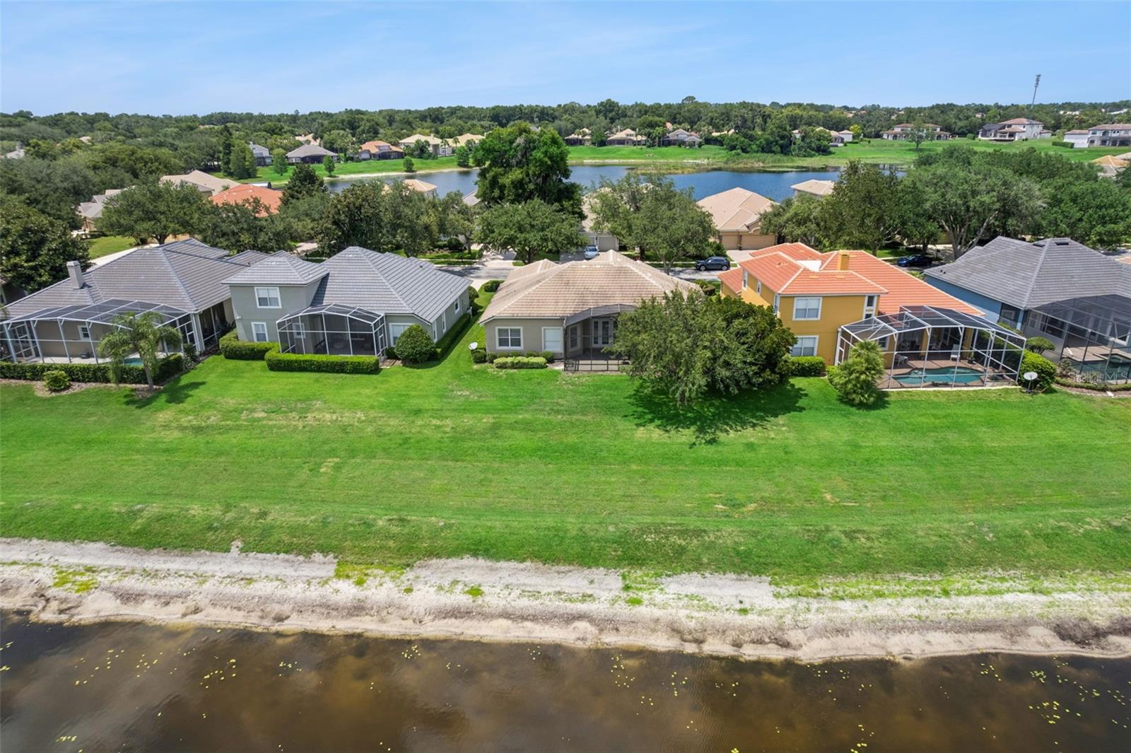 1206 SAINT ALBANS LOOP