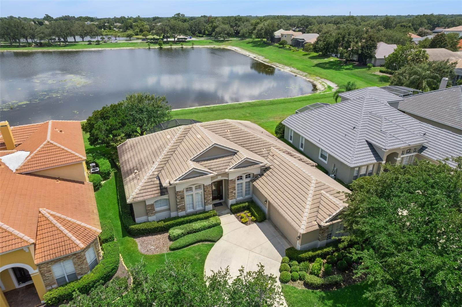 1206 SAINT ALBANS LOOP