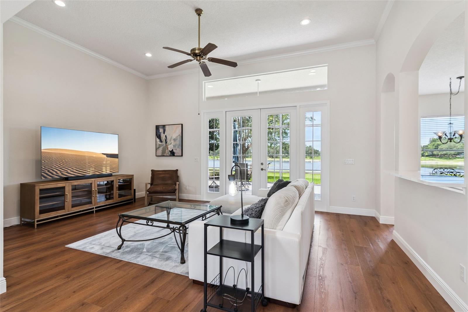 1206 SAINT ALBANS LOOP