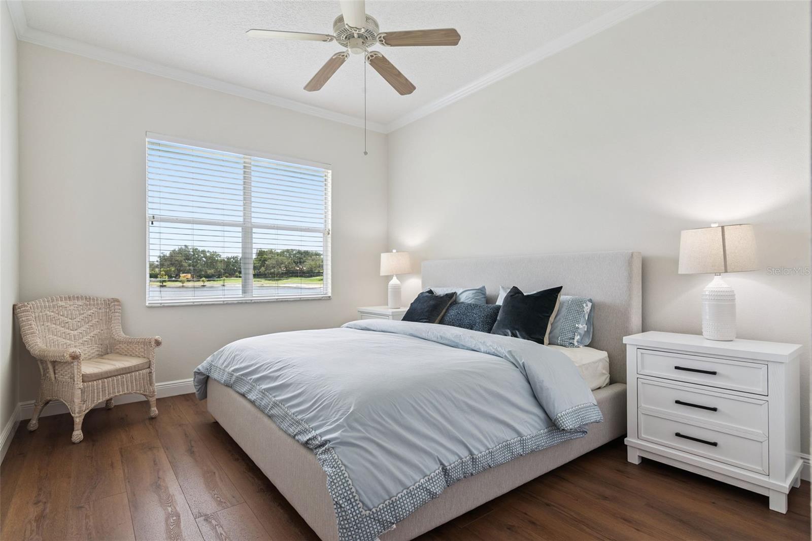 1206 SAINT ALBANS LOOP