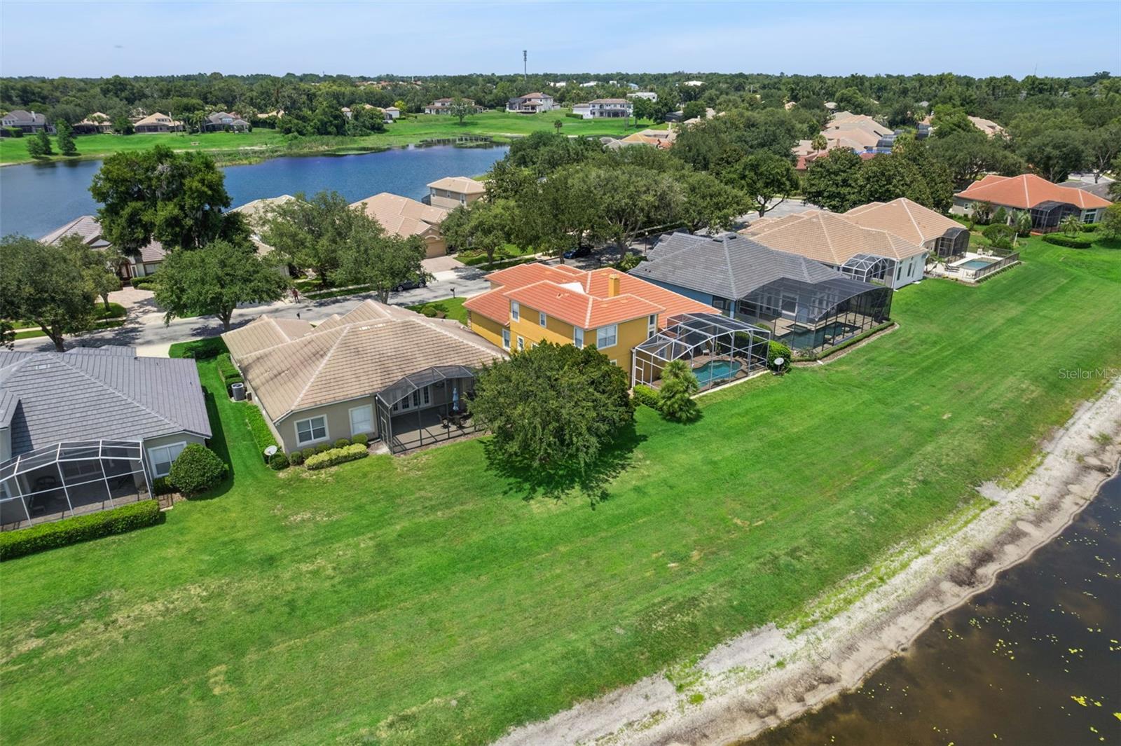 1206 SAINT ALBANS LOOP