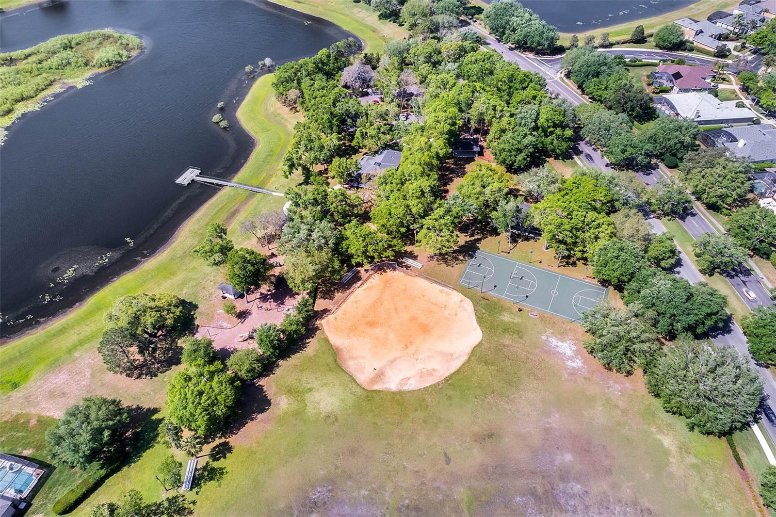 1206 SAINT ALBANS LOOP