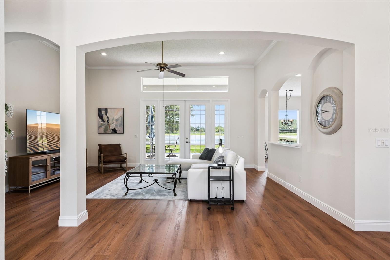 1206 SAINT ALBANS LOOP