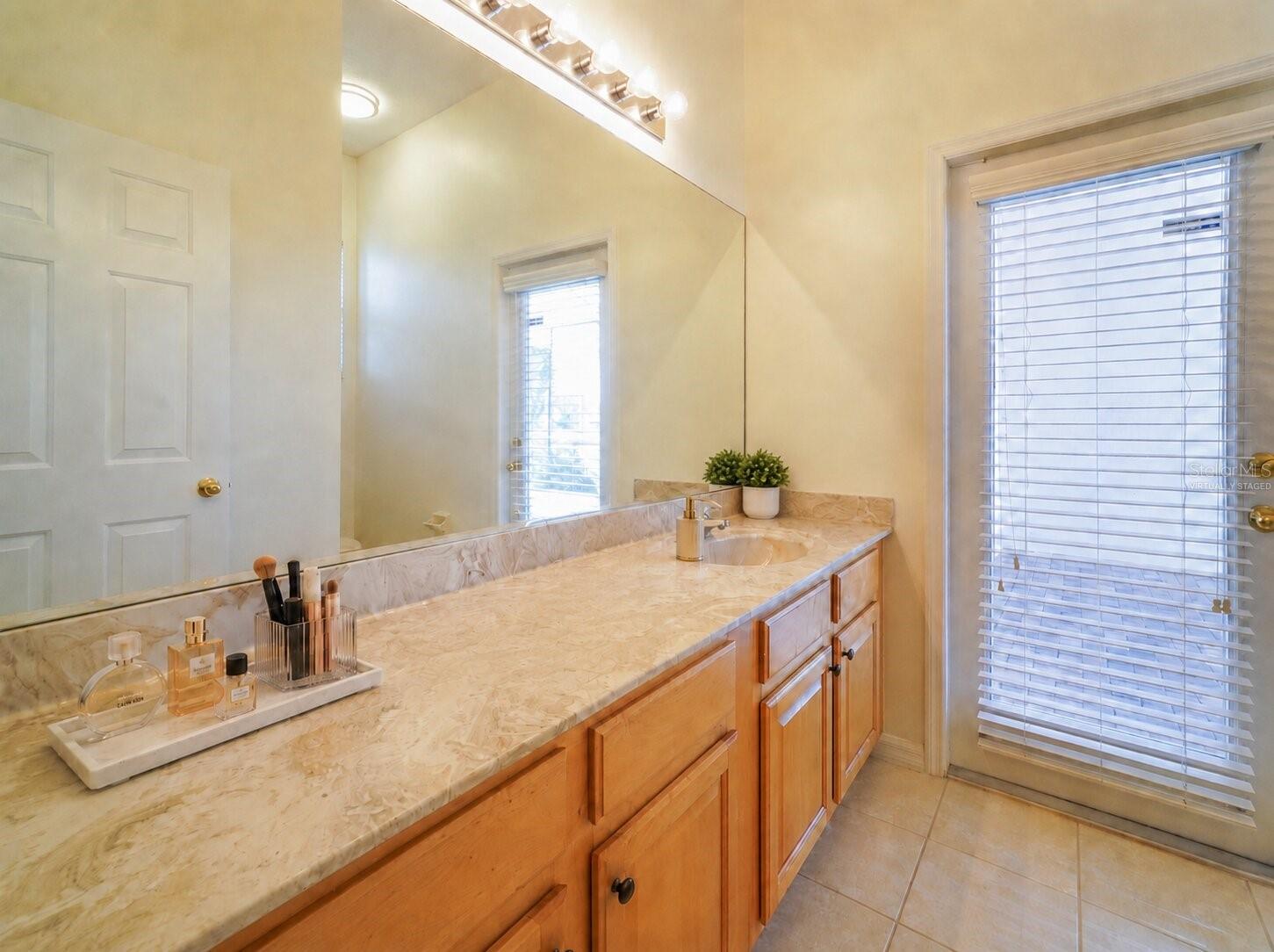 974 KERSFIELD CIR