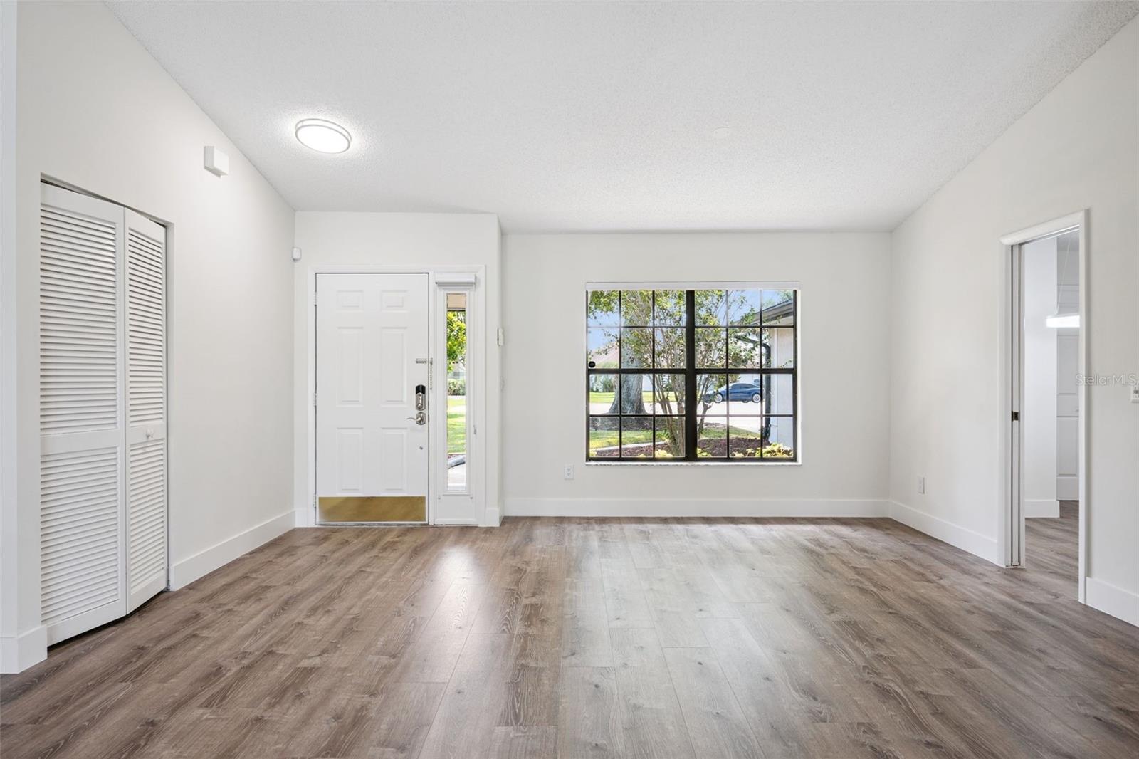 14706 EAGLE VIEW CT