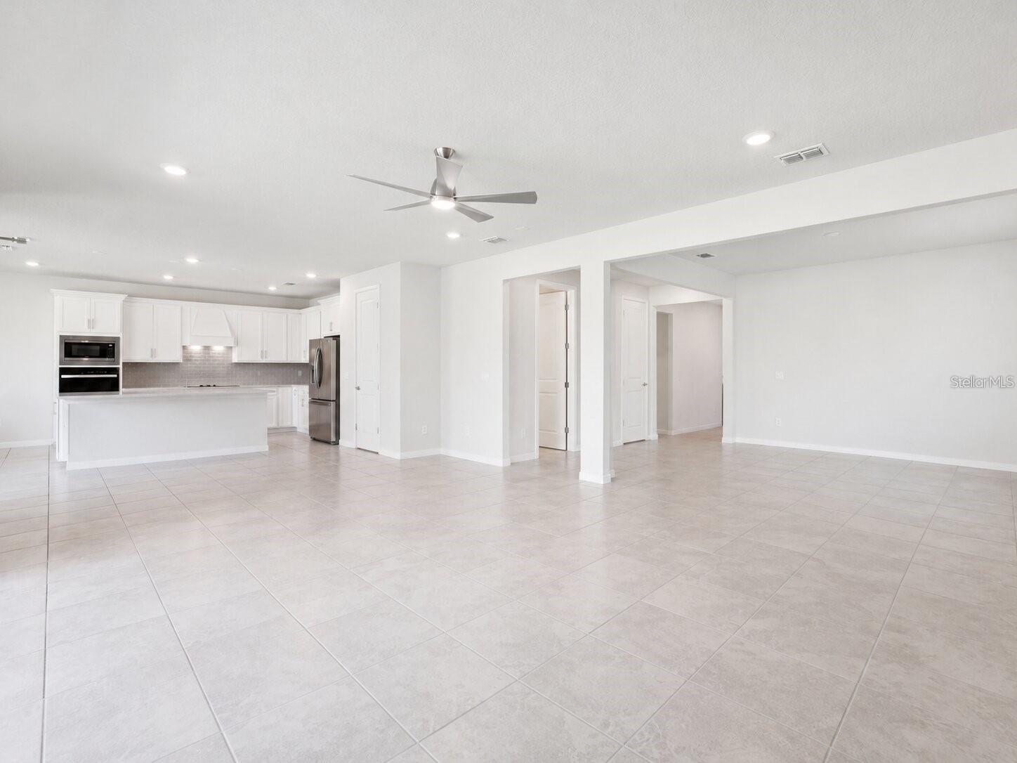 5668 ARBORVISTA DR