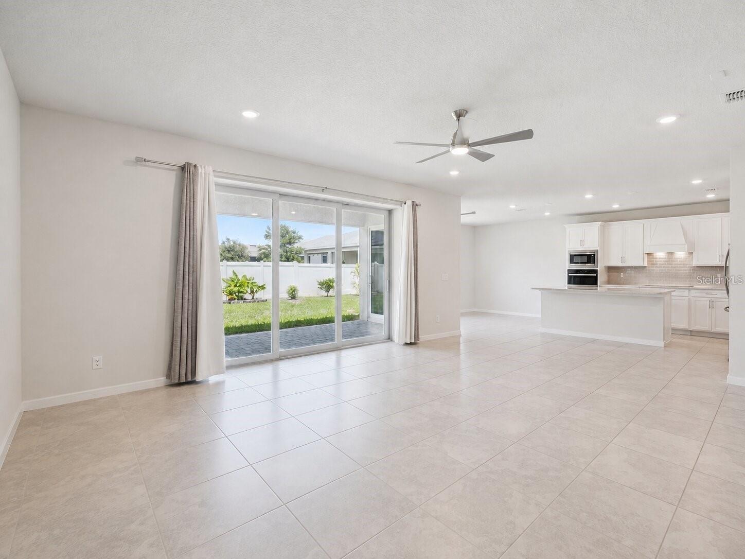 5668 ARBORVISTA DR