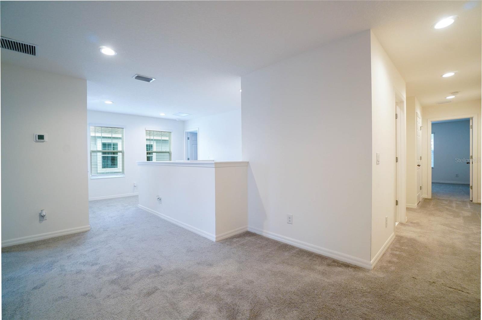 156 GLASS ONION DR